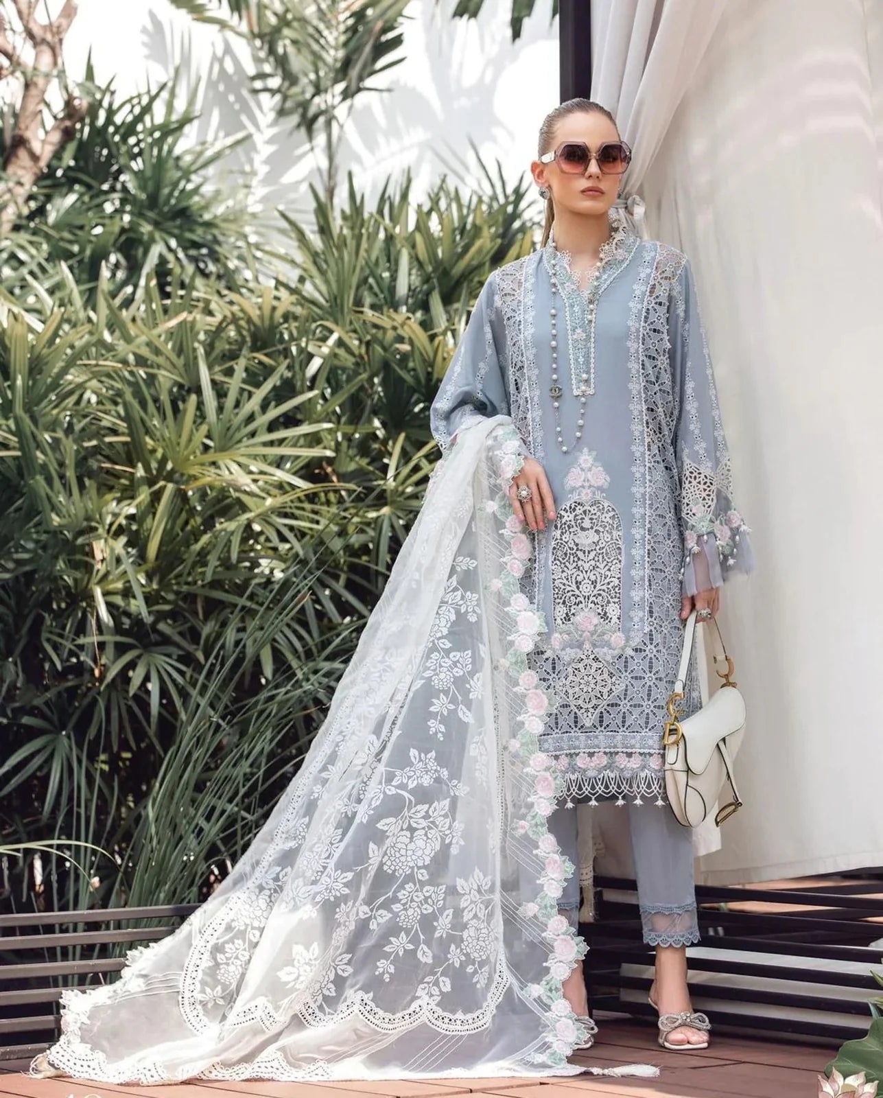 FINESSE - Danoori FINESSE - Danoori