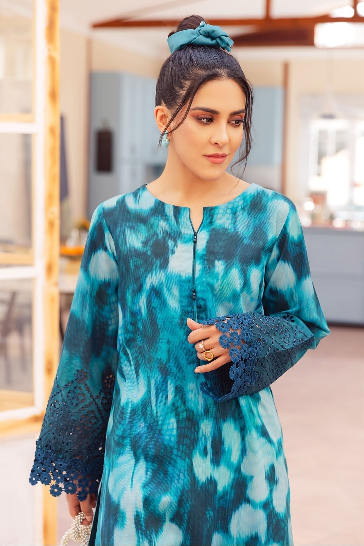 NAISHA - Danoori NAISHA - Danoori