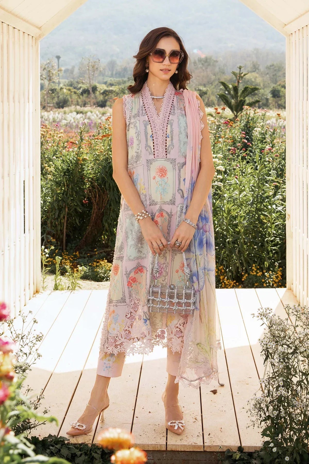 Floral - Danoori