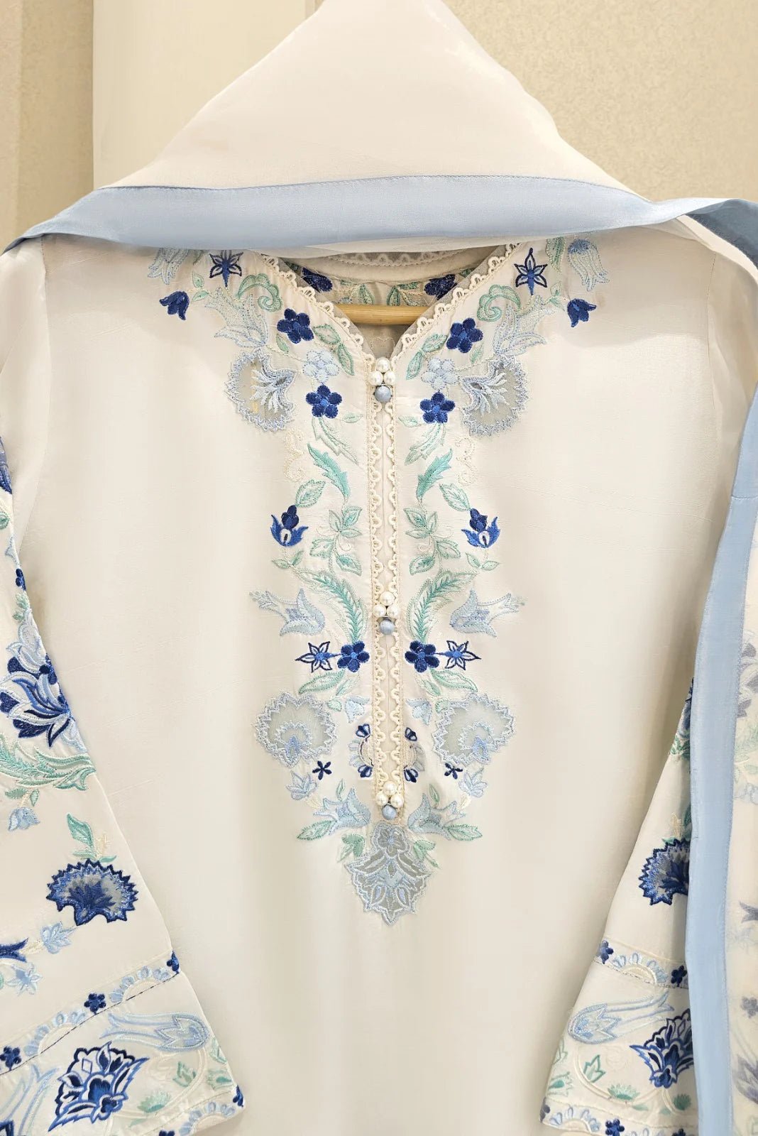 NEELUM - RAW SILK - Danoori