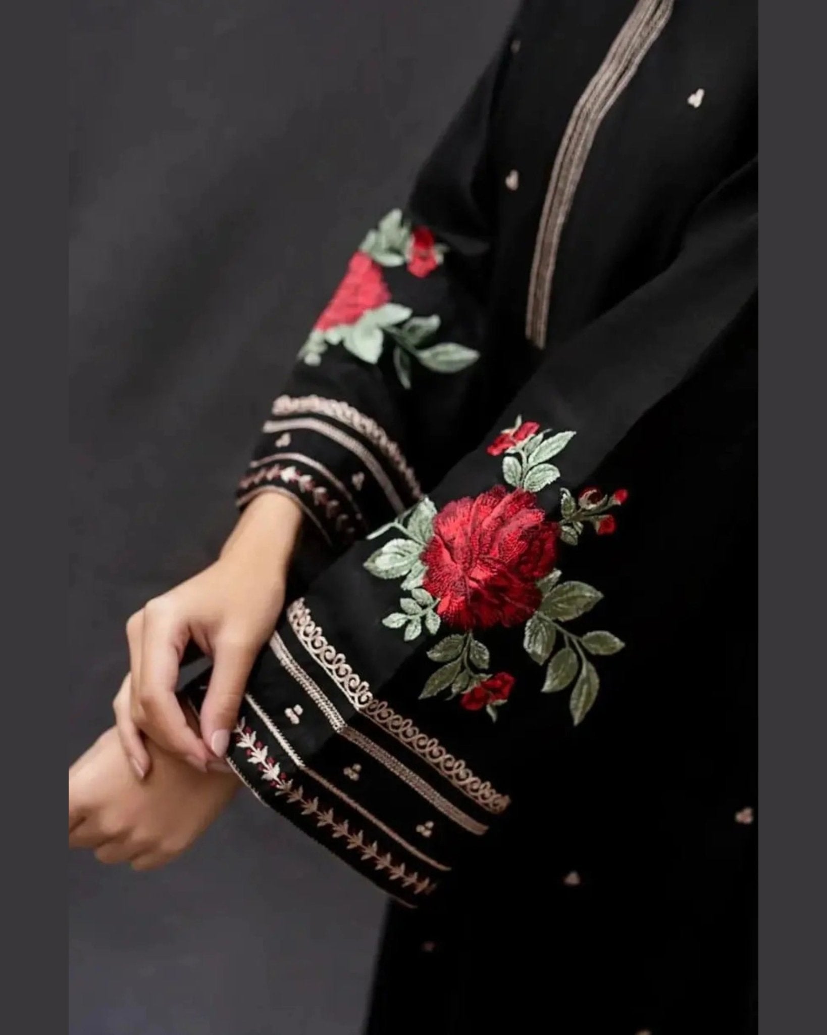 Urge - Black - Danoori